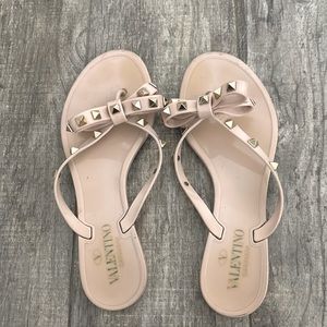 Authentic Valentino light Pink rockstud Sandals size 37